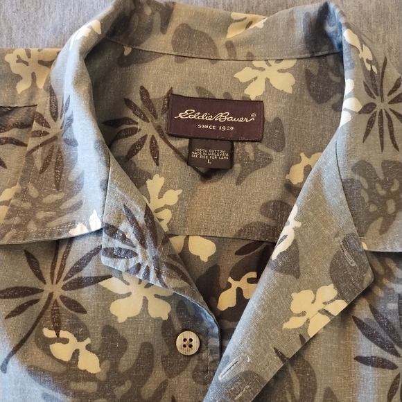 Eddie Bauer Men's Hawaiian Floral Button Down Short Sleeve Shirt Size L - Picture 5 of 9